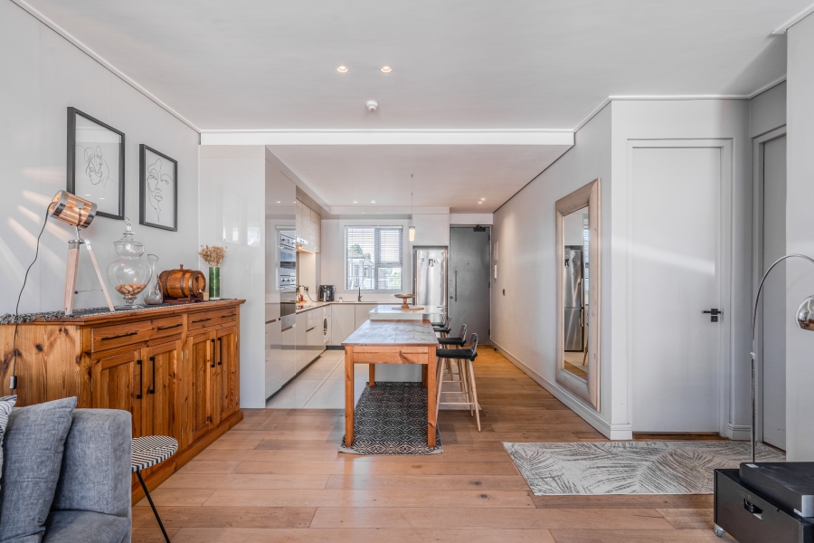 1 Bedroom Property for Sale in Green Point Western Cape